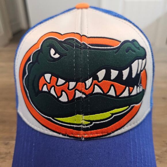 Vintage University of Florida Gators Trucker Hat Cap Blue Big Print Snapback UF - Picture 2 of 9
